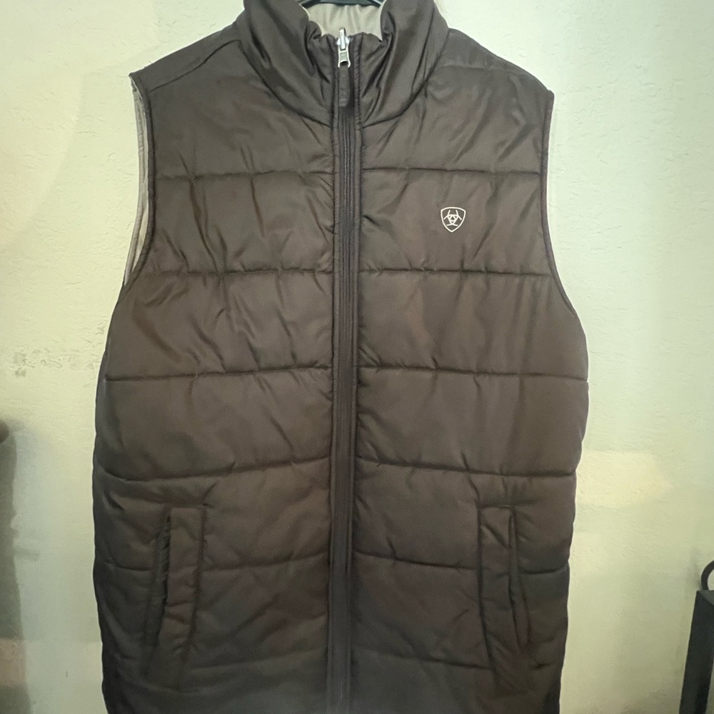 Ariat Men's Brown and Tan Quilted Vest reversible